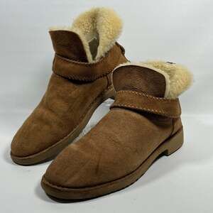 UGG Boots Womens 9 McKay Suede Sheepskin Wool Shearling Chelsea Ankle Brown
